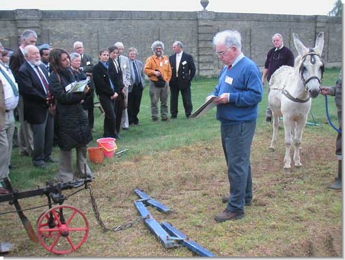 Professor Frank Inns discussing implement and harness design during one of the practical demonstrations.